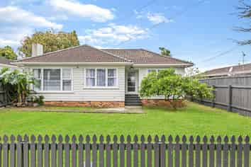 64 Friedlanders Road, Manurewa