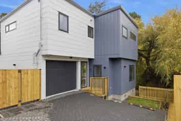 30D Rangitiki Crescent, Lynfield