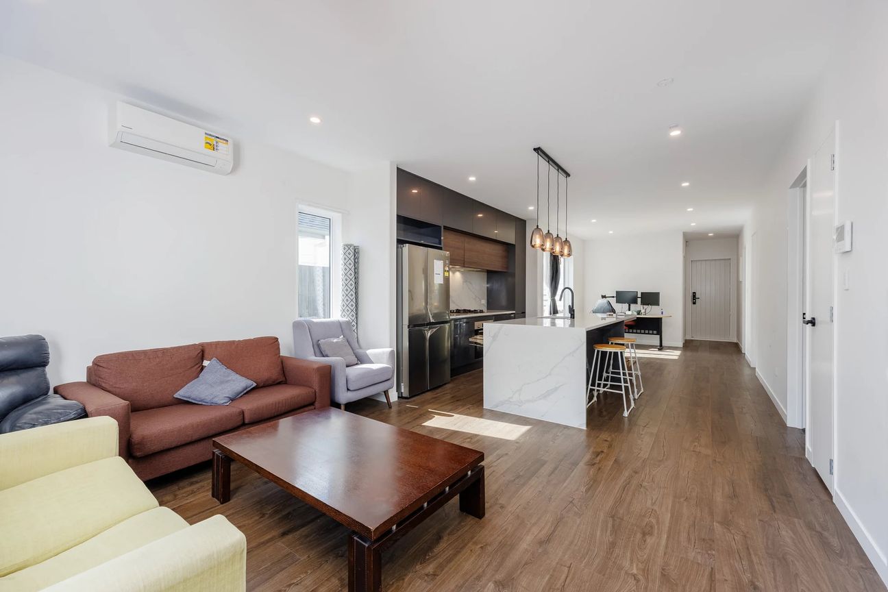 4 Bedroom 2 Bath near new house in Milldale - Vista 4