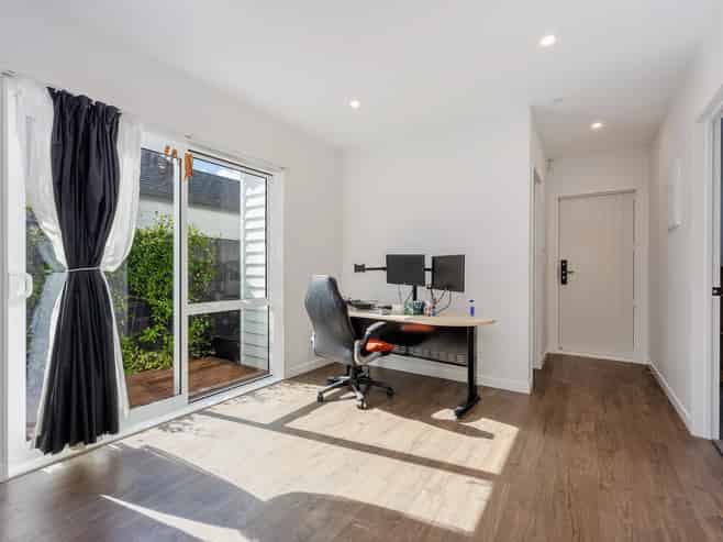 4 Fredrica Crescent, Milldale