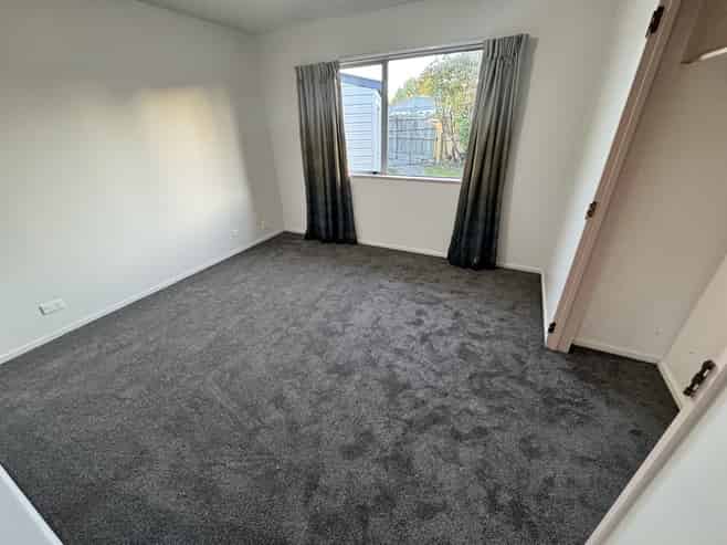 113a Warren Crescent, Hillmorton