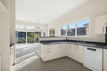 24 Abbott Street, Ngaio