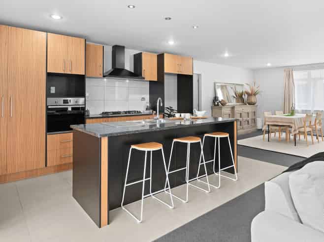 17 + 17A Barwick Place, Huntington
