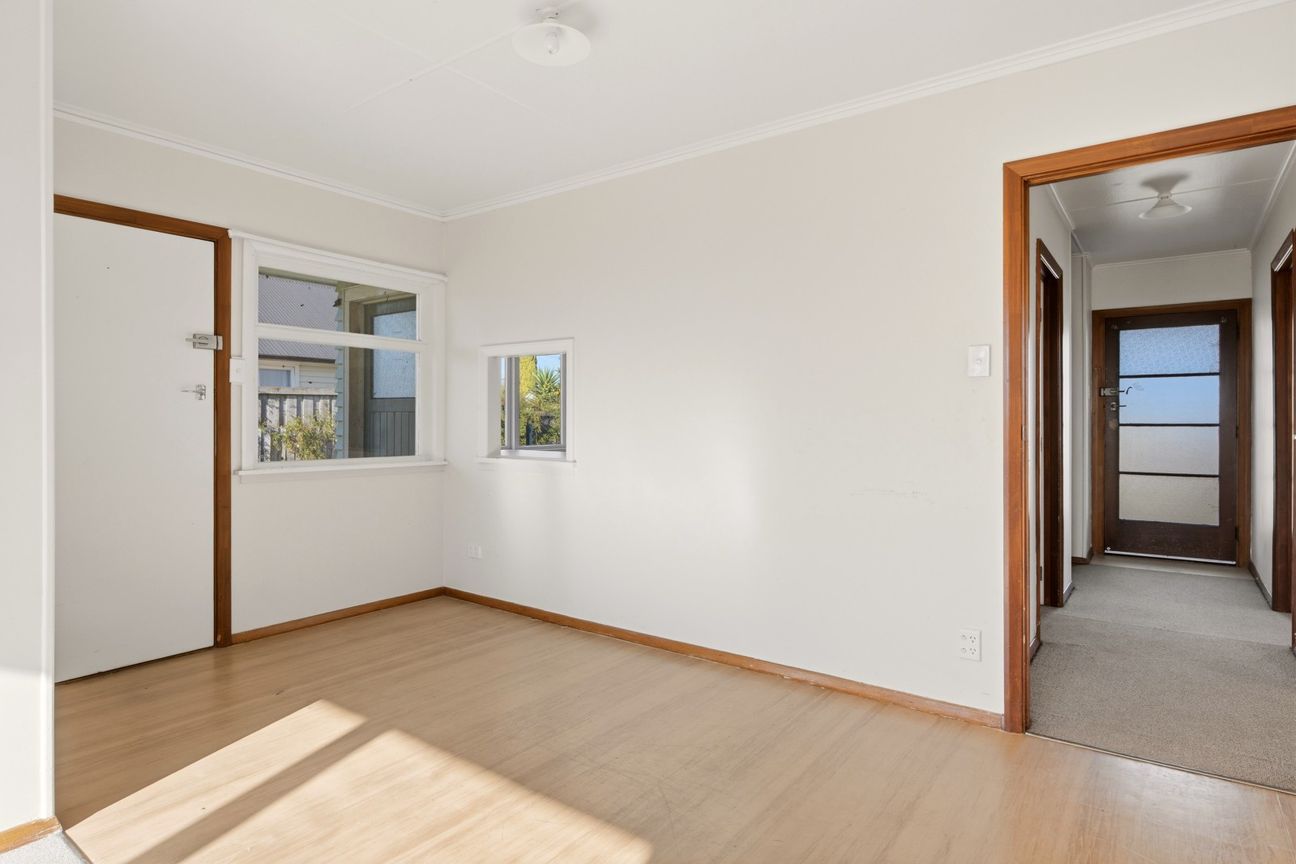 Under offer - first home or potential investment – pohled 3