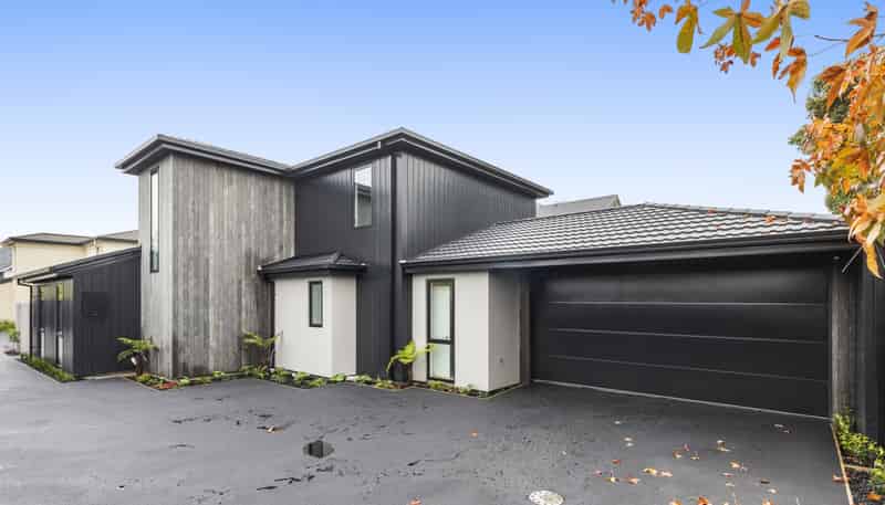 2/61 Murray Place, Saint Albans