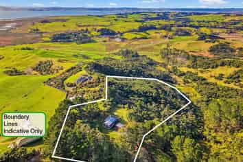 129 McLeod Road, Helensville