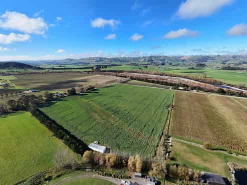 20 Dakins Road, East Taratahi
