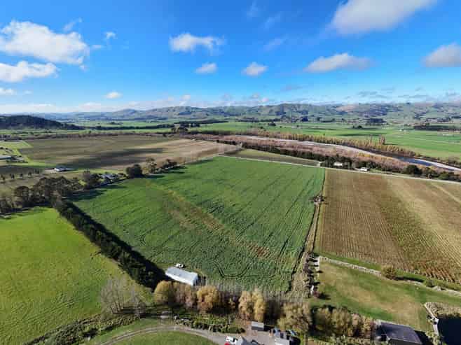 20 Dakins Road, East Taratahi