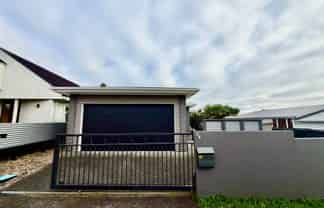 13 bradbury Road, Botany Downs