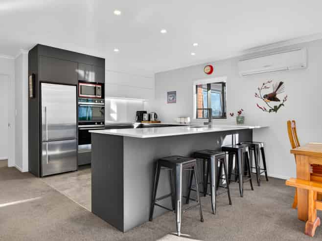 16c William Donald Drive, Masterton