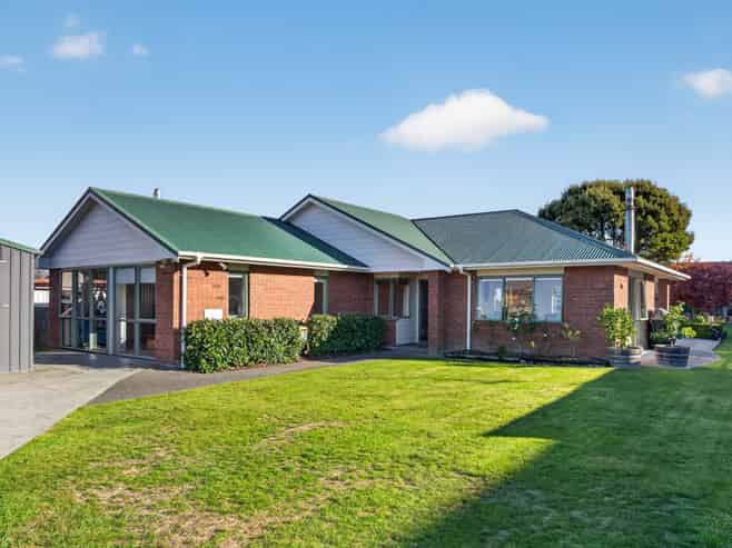 16c William Donald Drive, Masterton