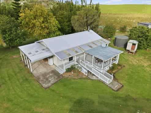 111 Trig Road, Houhora