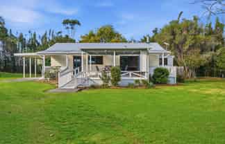111 Trig Road, Houhora