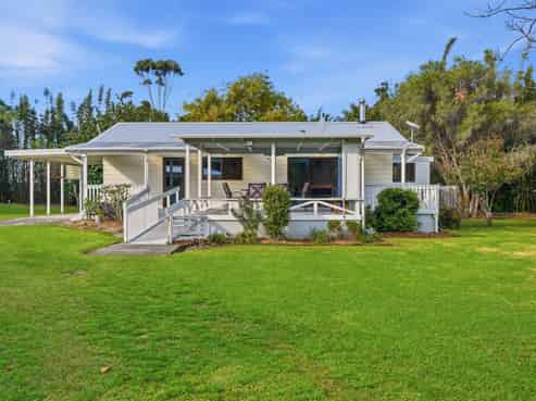 111 Trig Road, Houhora