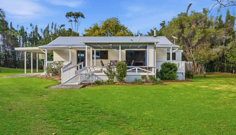 111 Trig Road, Houhora