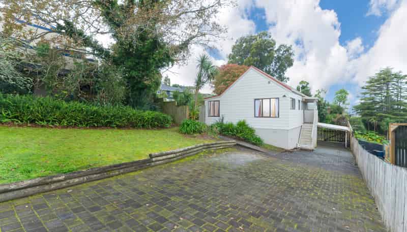 4 Cyclarama Crescent, Massey