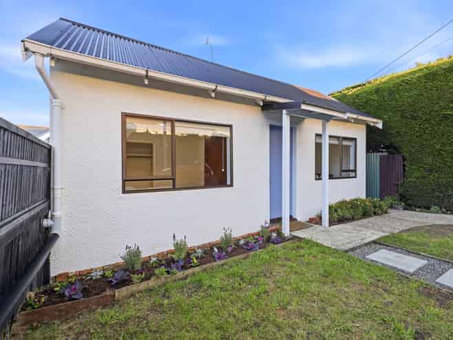 8 Mount Street, Wakari
