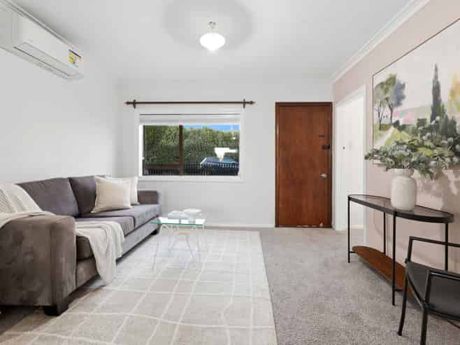8 Mount Street, Wakari
