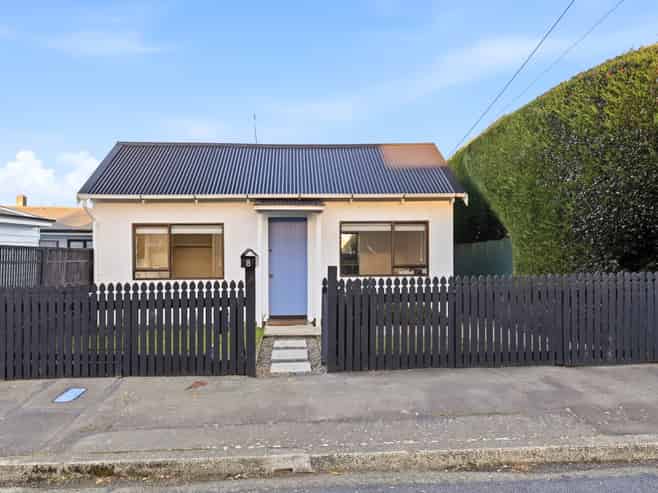 8 Mount Street, Wakari