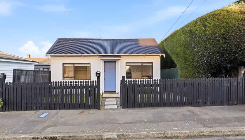8 Mount Street, Wakari