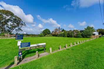 418F Panama Road, Mount Wellington
