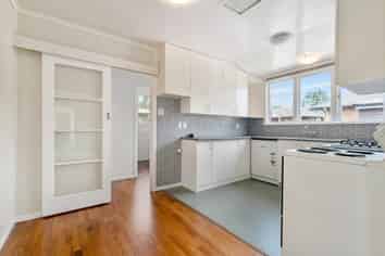 19A Woodglen Road, Glen Eden