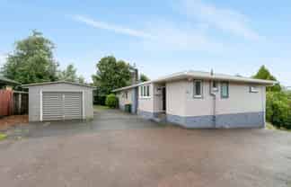 19A Woodglen Road, Glen Eden