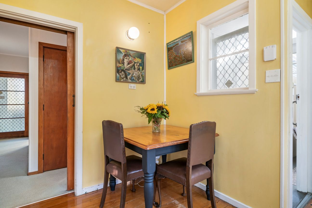 Quintessential Quarter Acre Kiwi Dream! - Fler