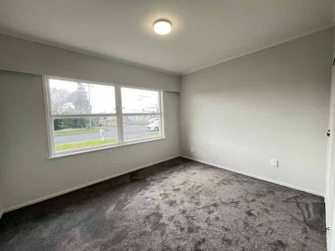 2/14 Elizabeth Street, Papakura