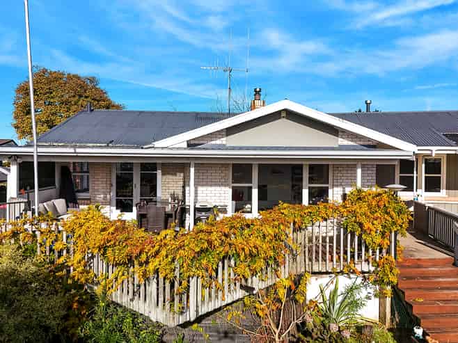 23, 25 Storey Avenue, Forest Lake