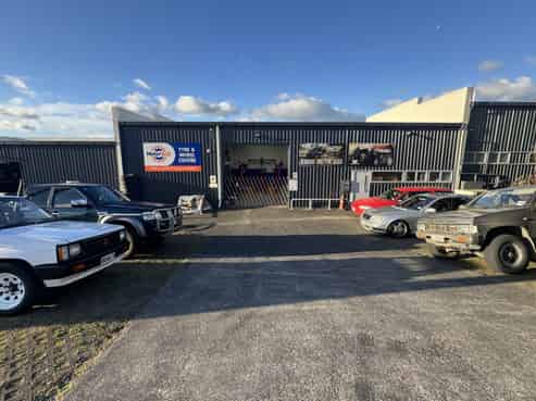 Functional road-front industrial – 228sqm