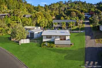 51 Gallagher Drive, Tairua