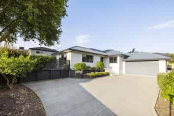 13 Edwin Grove , Bethlehem