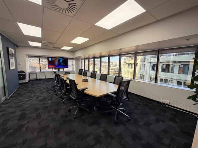 Full Floor With a Quality Fitout
