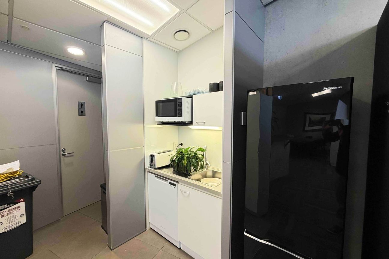 MODERN RICHMOND ROAD OFFICE - Więcej