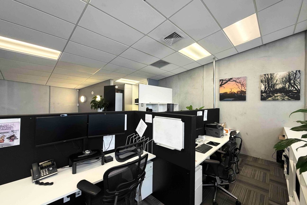 MODERN RICHMOND ROAD OFFICE - Widok 5
