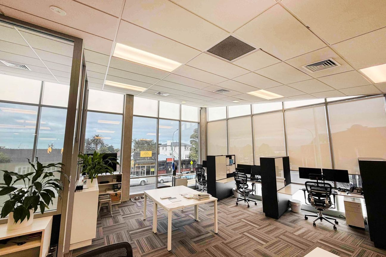 MODERN RICHMOND ROAD OFFICE - Widok 3