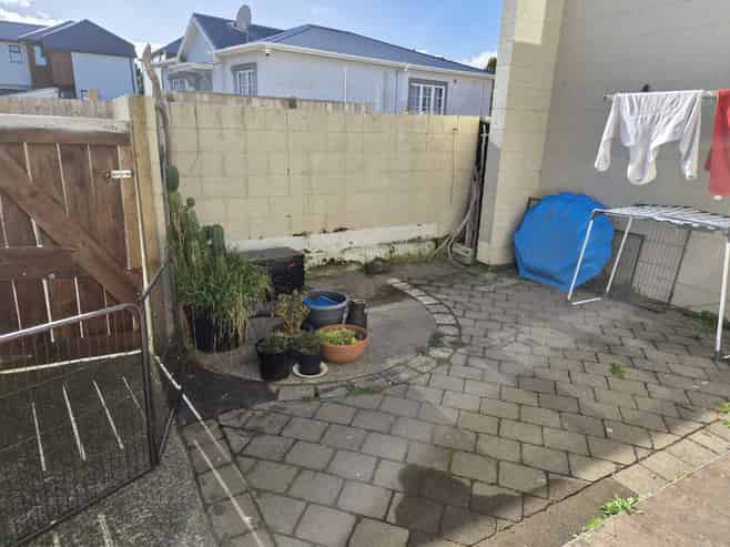 4/120 Randwick Rd, Moera