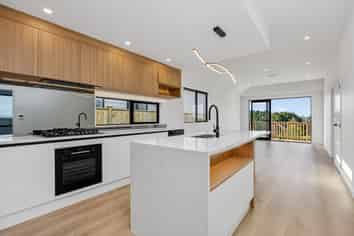 12 Umar Court, Warkworth
