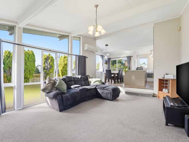 83 Devon Road, Springvale
