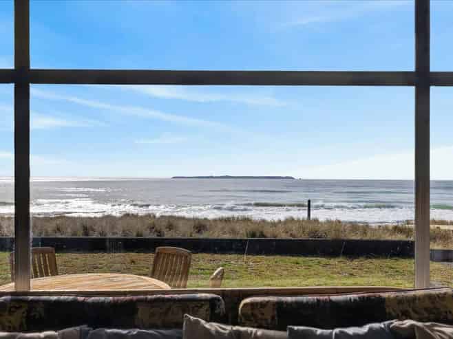 91  Karewa Parade, Papamoa