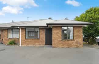 1/240 Old Farm Road, Hillcrest