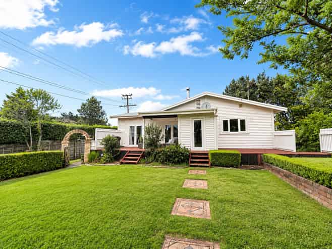 3 Cane Road, Waimauku