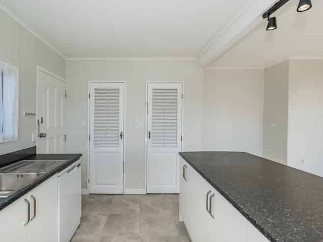 27a Hollis Road, Paraparaumu Beach