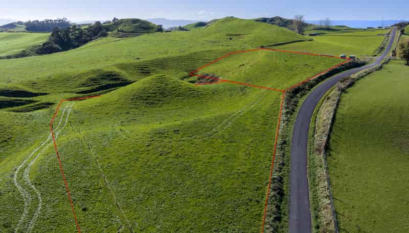 Lot 1, 542 and 54 Paparamu Road, Tirau