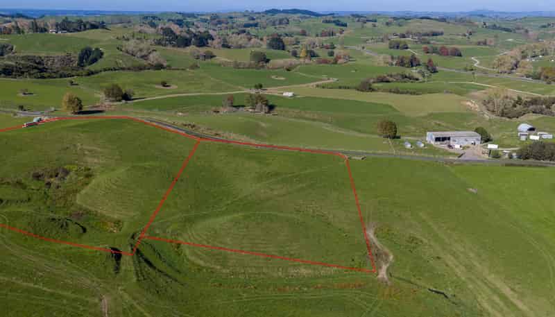 Lot 1, 542 and 54 Paparamu Road, Tirau