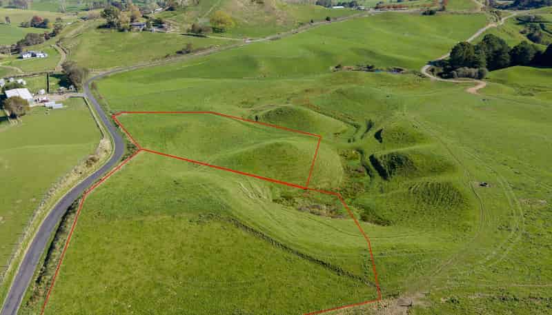 Lot 1, 542 and 54 Paparamu Road, Tirau