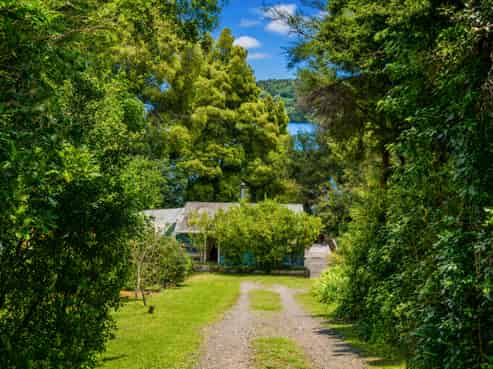 32 Clinton Road, Matakana