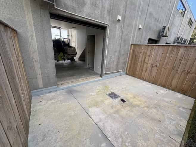 Invest, Occupy or Lease – Brand New Unit at 5 Te Tupe Road