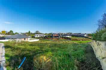 39 Meadowstone Street, Gleniti